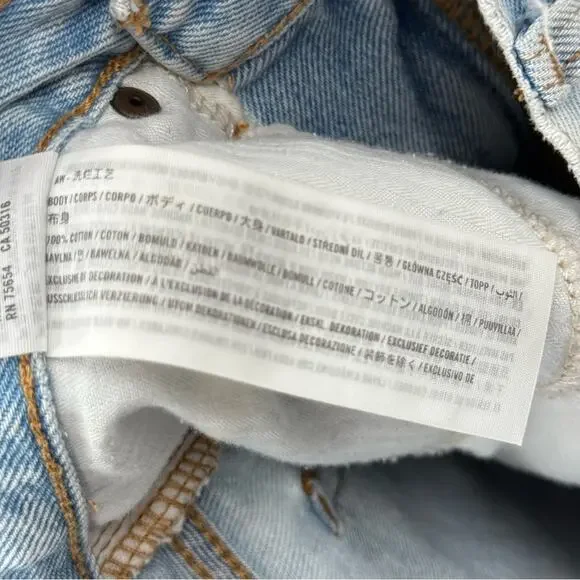 Abercrombie & Fitch Curve Love Mid Rise Boyfriend Jean Shorts Raw Hem Size 26 /2 - Picture 9 of 9